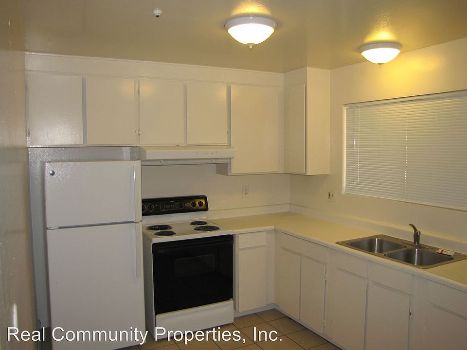 2nd image of 8161 Olof St APT 6