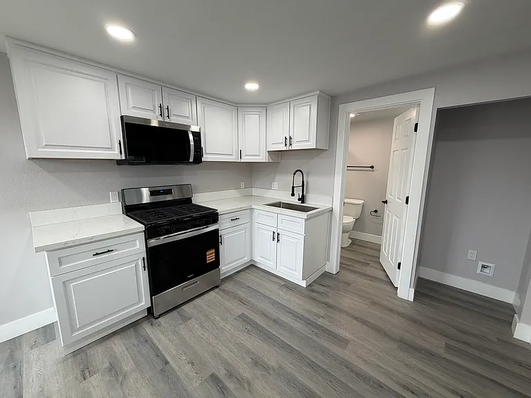 3811 15th Ave #1/2 — Photo 1