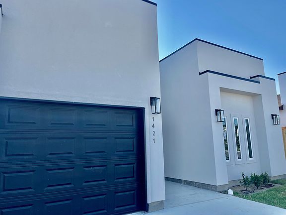 3rd image of 1421 Los Estribos Dr