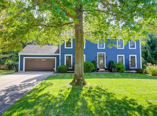 395 Mainsail Dr, Westerville, OH 43081