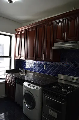 Rented by CoSo Apartments | media 26