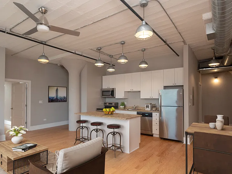3141 N. Sheffield — Photo 18