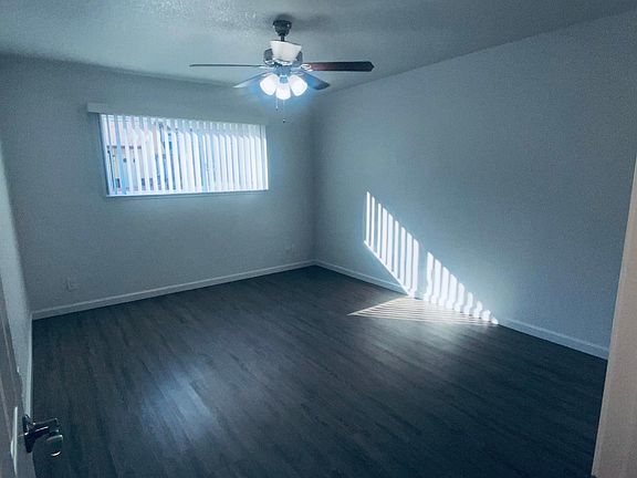 5th image of 404 S Waverly Ln #A