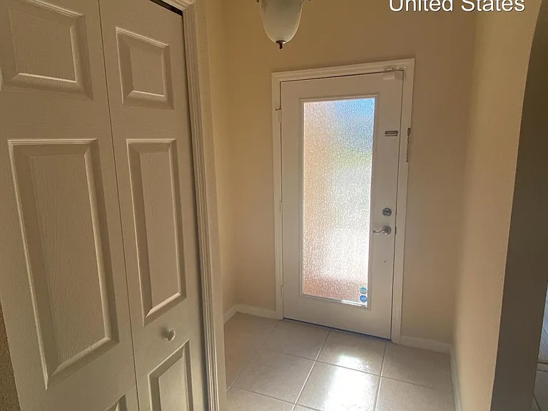 2640 Brookshire Cir — Photo 4