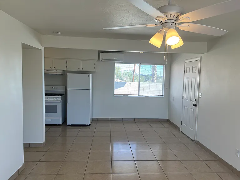 549 W Wickenburg Way #2 — Photo 8