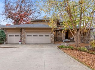 2319 Gilanderi Ln, Little Canada, MN 55117