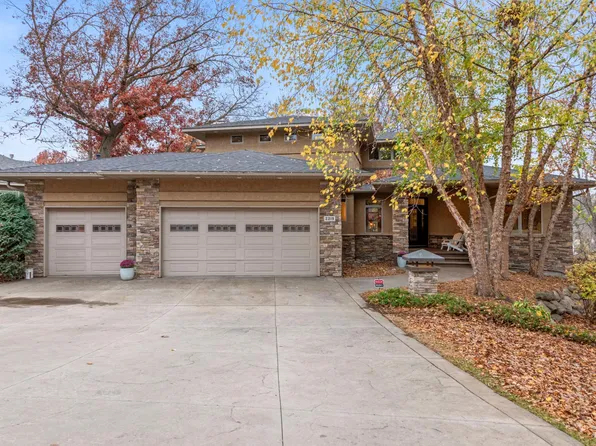 2319 Gilanderi Ln, Little Canada, MN 55117