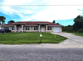 5216 27th St SW, Lehigh Acres, FL 33973