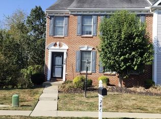 246 Overlook Ct, Coraopolis, PA 15108