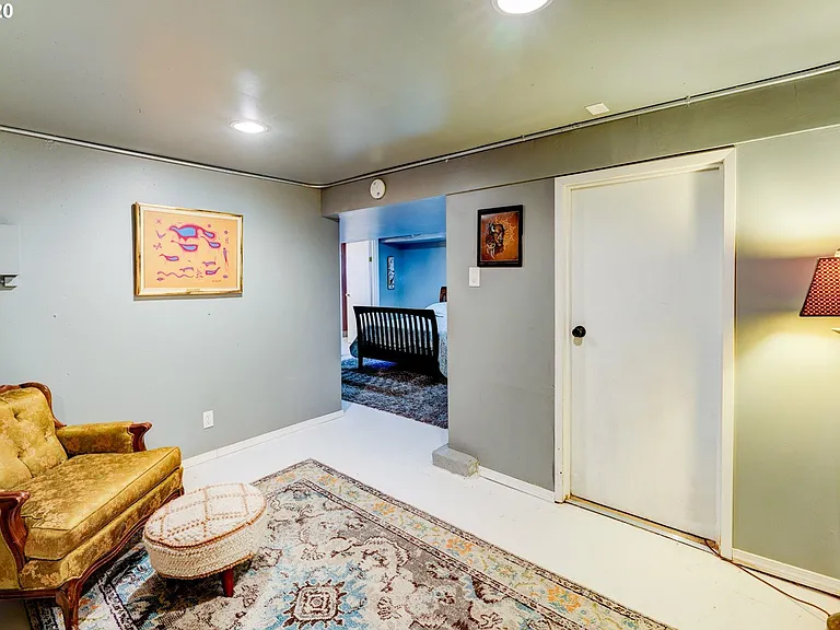 1225 NE 42nd Ave — Photo 21