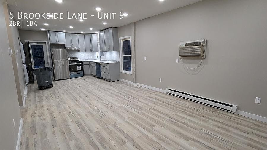 1st image of 5 Brookside Ln Unit 9