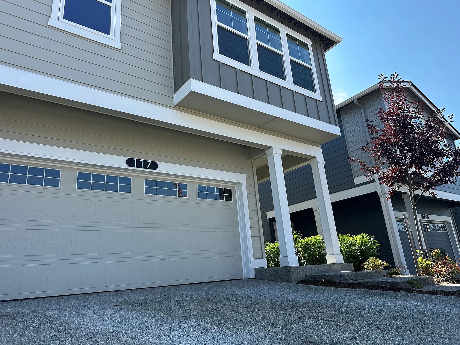 3 bed, 1720 sqft, $3,200 — Photo 2