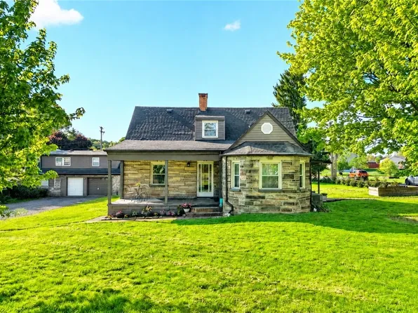 1260 Harvey Run Rd, Freedom, PA 15042