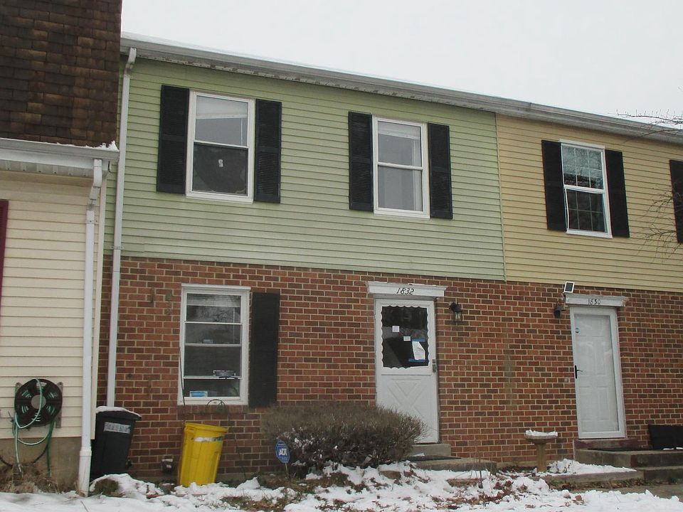 1st image of 1832 Oriole Ct