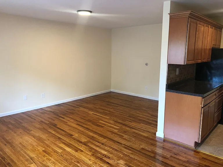 16 Waldron Ave #11A — Photo 15