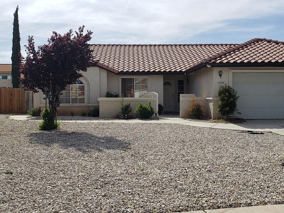 1st image of 12444 Parkwood Pl