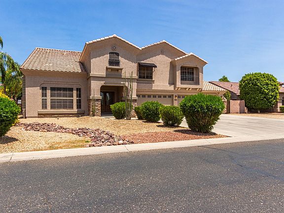 4th image of 15444 W Christy Dr