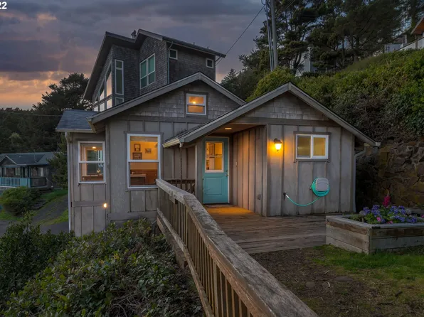 1740 Maxwell Mountain Rd, Oceanside, OR 97134