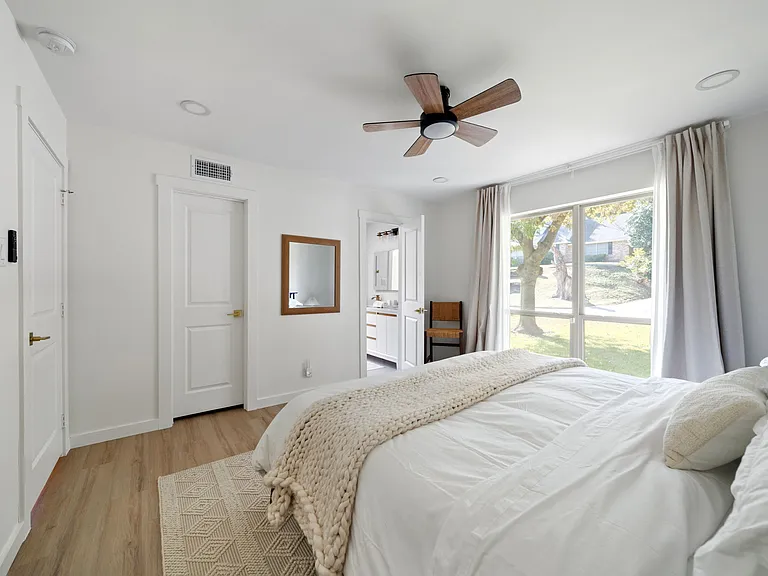 905 Tarryall Dr — Photo 42