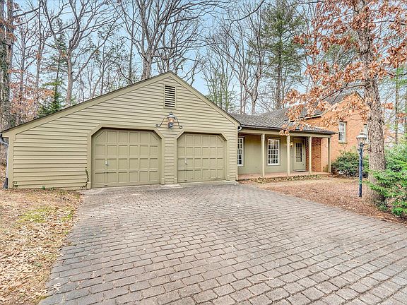 3rd image of 2915 Waxwing Cir