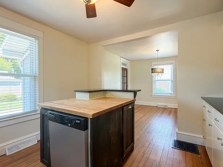 247 S Reamstown Rd — Photo 13