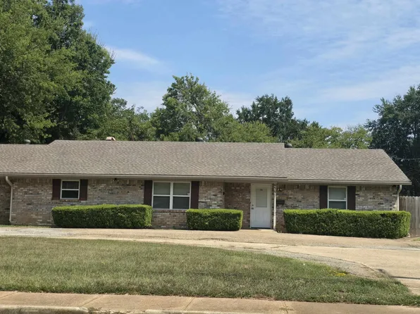 414 S Center St, Longview, TX 75601
