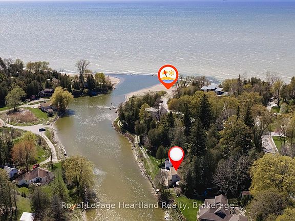 3rd image of 9 Maple Ln