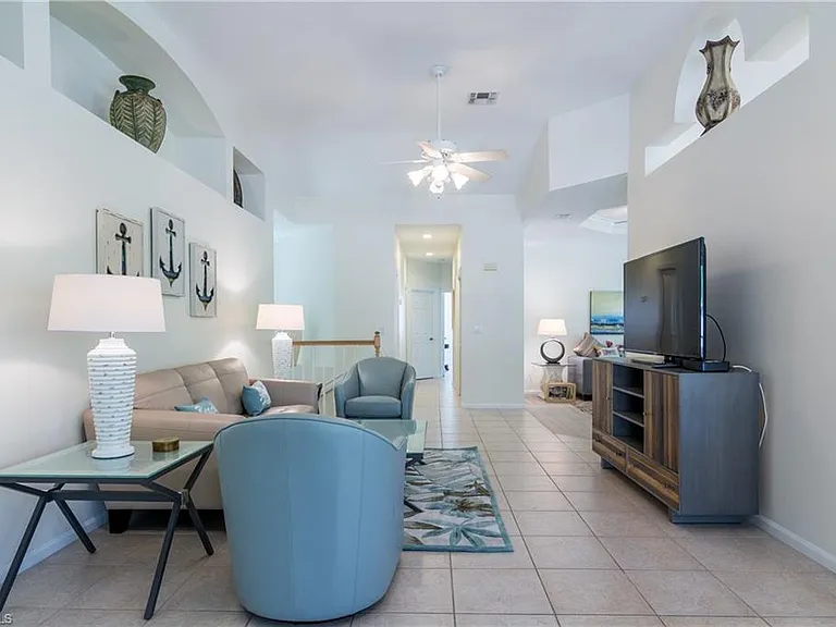 7720 Gardner Dr #201 — Photo 4