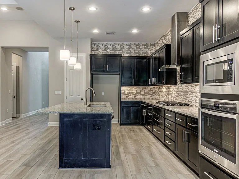 7012 Calpe Dr — Photo 13