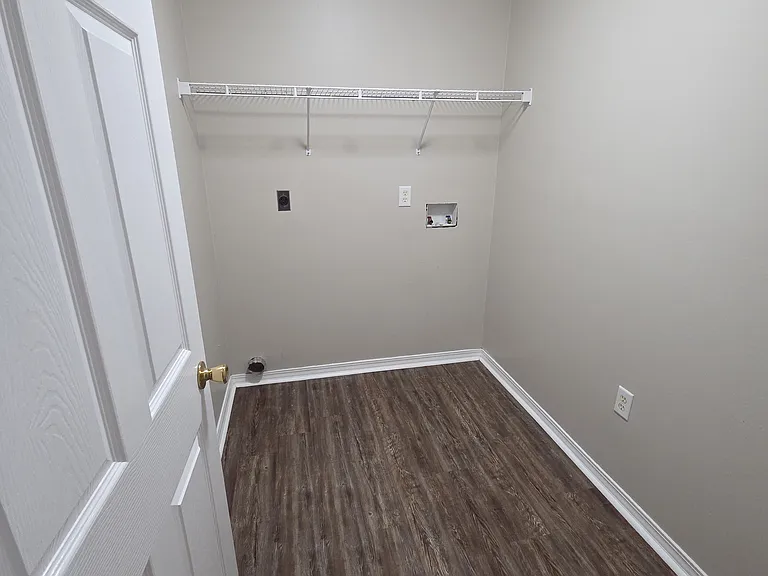 643 Alysheba Dr — Photo 11