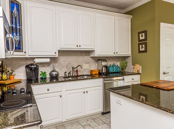 4th image of 356 Oak Grove Island Dr