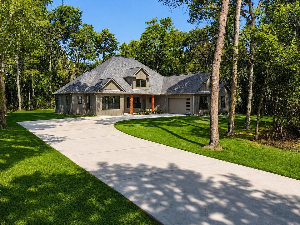 1st image of 11299 Blue Heron Dr