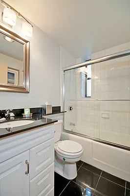 Rented by Global Realty Opportunities | media 51