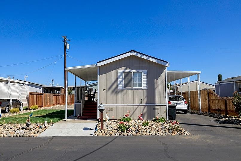 1st image of 1459 Standiford Ave #27