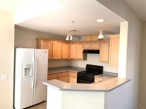 5th image of 6655 Flaminian Ln Unit 102