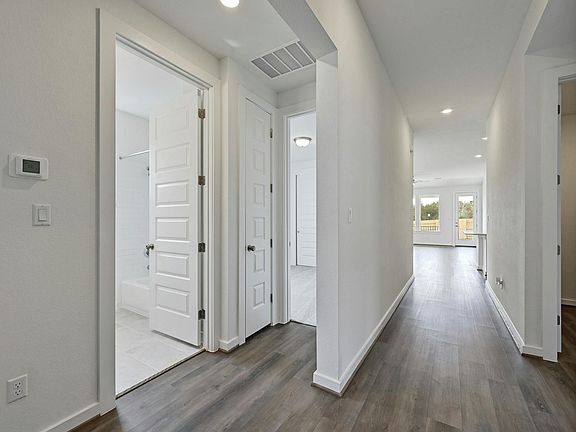 5th image of 109 Big Pine Creek Ln