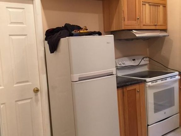 4th image of 1537 S Broad St Unit 2M