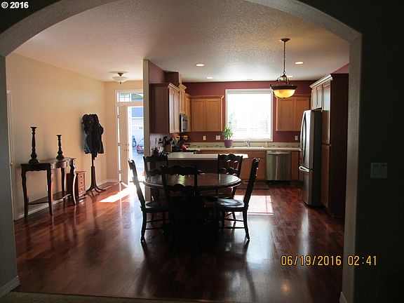 2nd image of 9809 NE 115th Ct