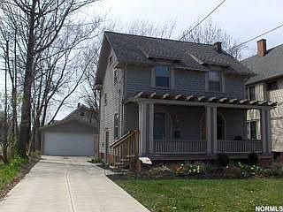 1st image of 1320 Saint Charles Ave