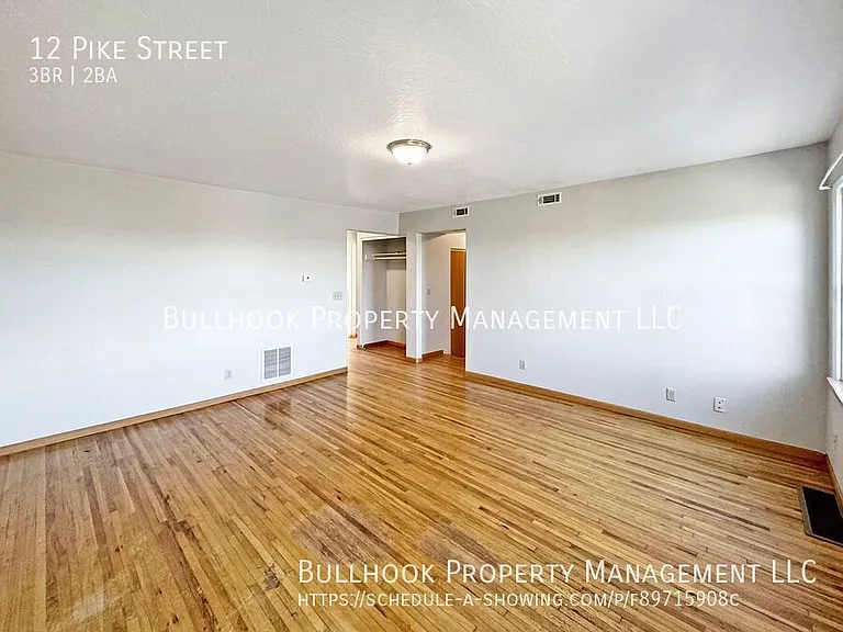 12 Pike St — Photo 4