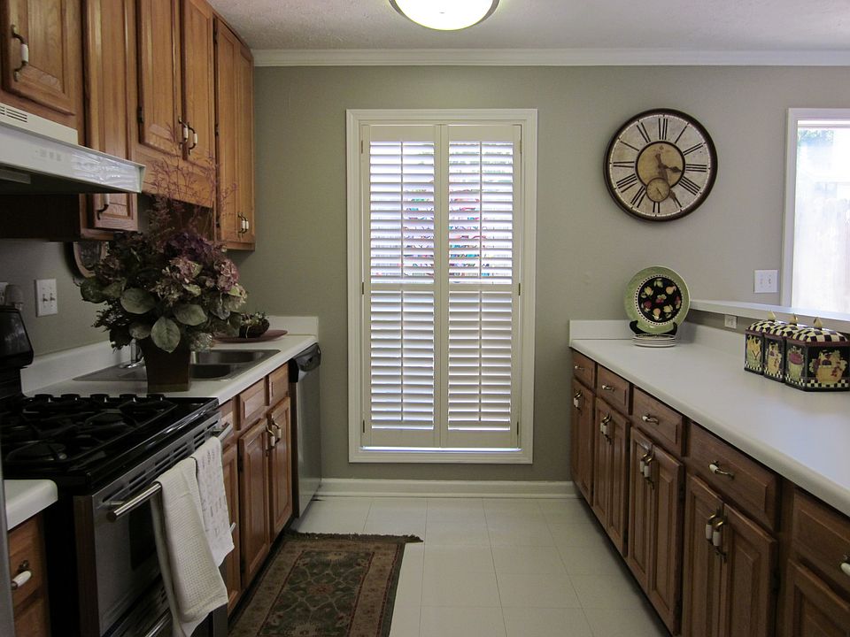 1st image of 4365 Idlewood Ln