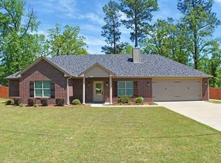4600 Saint Clair Dr, Longview, TX 75605