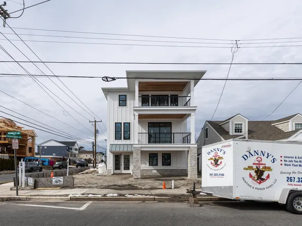 7311 Monmouth Ave, Ventnor, NJ 08406