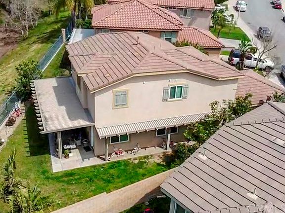 5th image of 16742 Broadmoor Way