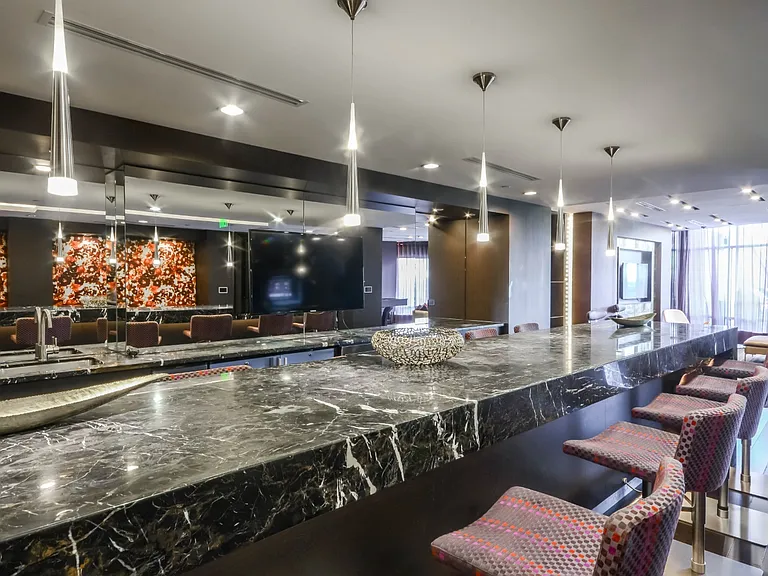 Elevation at Washington Gateway — Photo 22