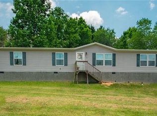 216 Staghorn Ct, Flat Rock, NC 28731