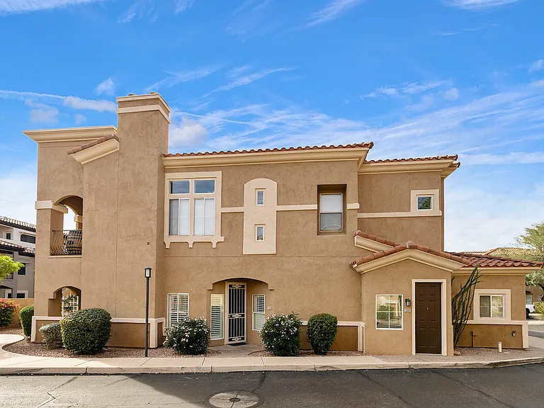 Exterior Photos