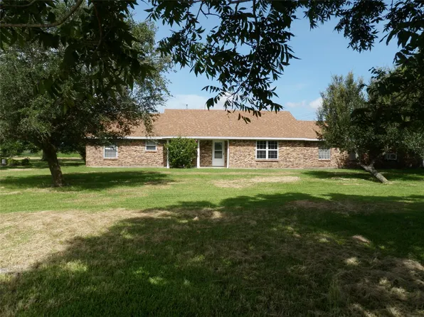 7308 Fm 2853, Palacios, TX 77465