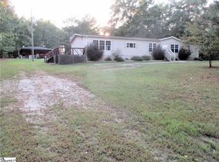 155 Gossett Rd, Gray Court, SC 29645