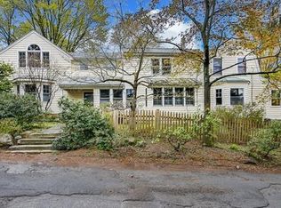 10 Ellis St, Lexington, MA 02421
